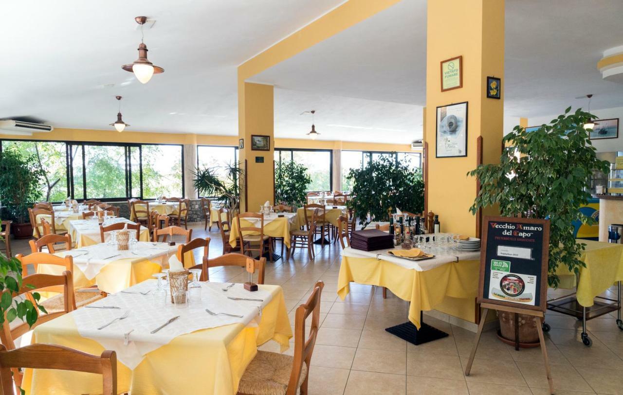 Aparthotel Happy Days Capo Vaticano Exterior foto
